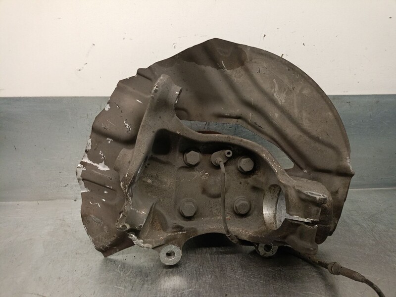 Fusee avant droit BMW 7 (E65, E66, E67) 730 d Diesel - 1