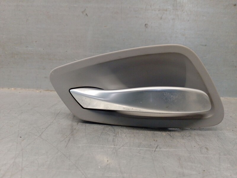 Poignee interieur avant gauche BMW 3 (E90) 320 d Diesel - 1
