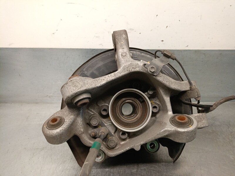 Fusee arriere gauche LEXUS IS III (_E3_) 300h  - 1