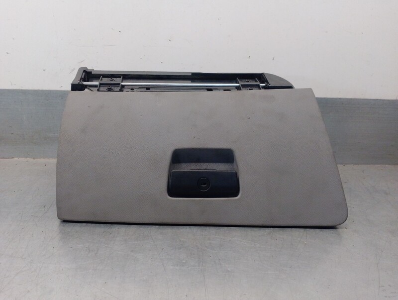Boite a gants BMW 3 (E90) 320 d Diesel - 1
