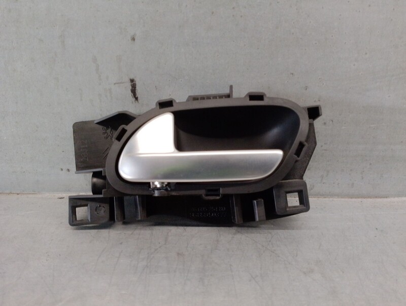 Maniglia interna posteriore sinistra PEUGEOT 508 SW I (8E_) 2.0 HDi Diésel - 1