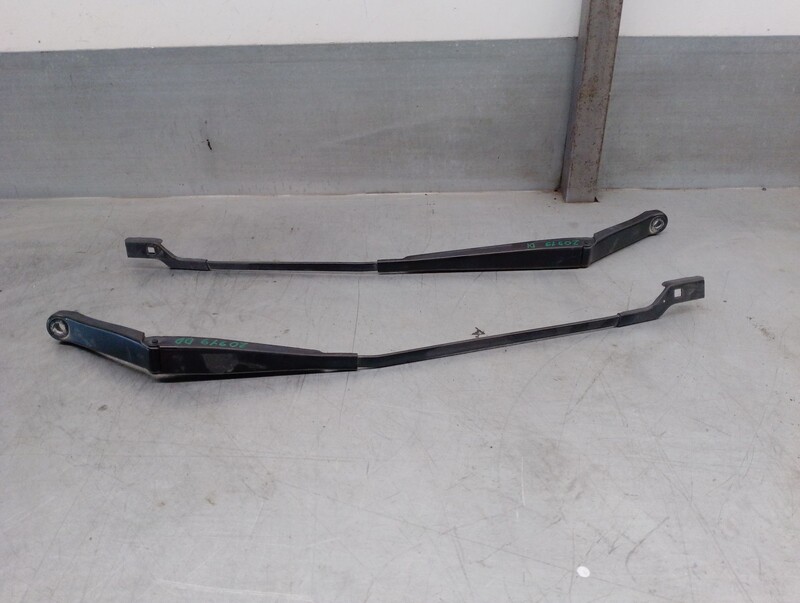 Braccio tergicristallo anteriore destro PEUGEOT 508 SW I (8E_) 2.0 HDi Diésel - 1