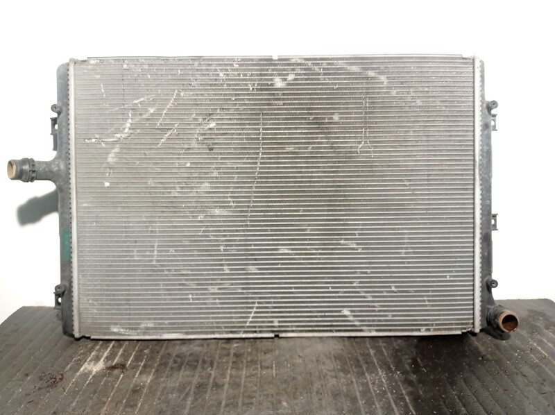 Radiateur eau VOLKSWAGEN PASSAT BERLINA (3C2) 2.0 TDI Diesel - 1