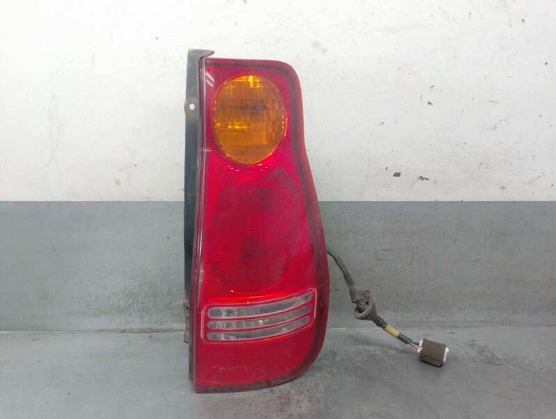 Fanale posteriore principale destro (luci) HYUNDAI MATRIX (FC) 1.6 CAT Gasolina - 1
