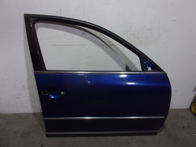 Portiera anteriore destra VOLKSWAGEN PASSAT B5.5 Variant (3B6) 2.5 TDI Diésel - 1