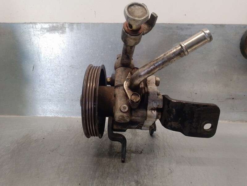 Pompa sterzo NISSAN CABSTAR ->09.06 Cabstar 35.XX Cabina simple Cabina Diésel - 1