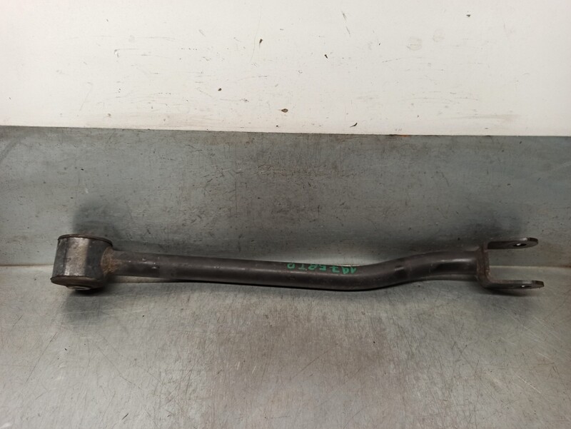 Triangolo inferiore posteriore destro CADILLAC SRX 3.6 Gasolina - 1