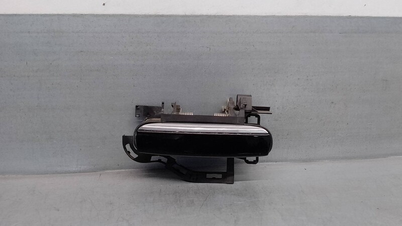 Maniglia portiera posteriore sinistra AUDI A6 C6 (4F2) 3.0 TDI quattro Diésel - 1
