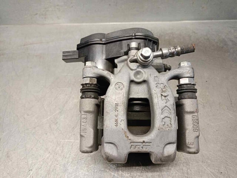 Pinza freni posteriore destra DS DS 3 / DS 3 CROSSBACK (UR_, UC_, UJ_) 1.2 PureTech Gasolina - 1