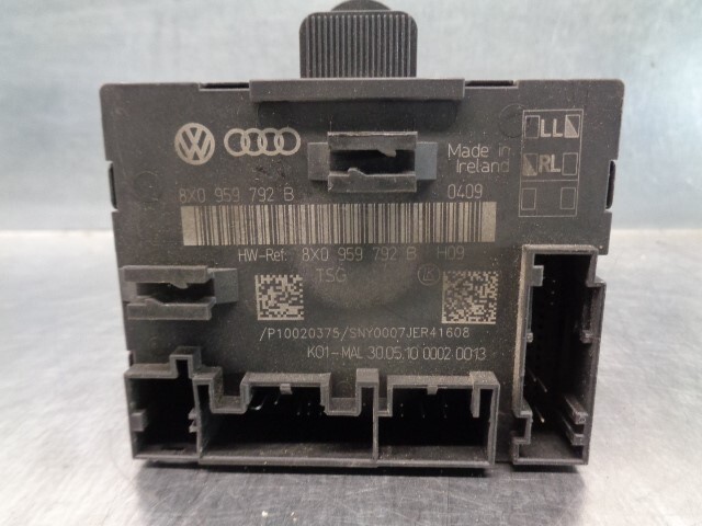 Module électronique AUDI A1 (8X1, 8XK) 1.6 TDI Diesel - 1