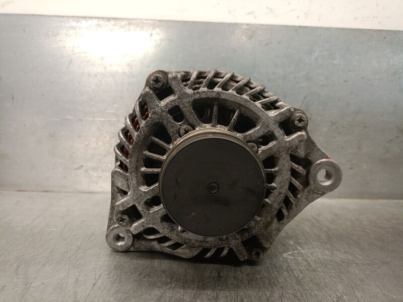 Alternatore HYUNDAI ELANTRA III Sedán (XD) 2.0 Gasolina - 1