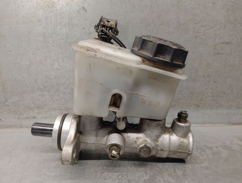 Pompe à vide MAZDA 323 F VI Hatchback (BJ) 2.0 TD Diesel - 1