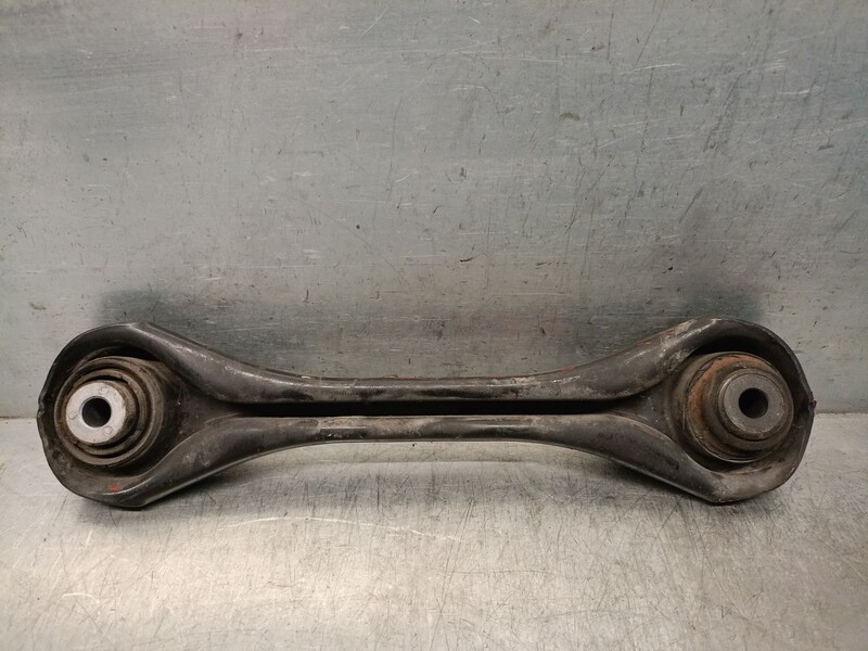 Triangolo superiore posteriore sinistro BMW 3 (E90) 320 d Diésel - 1