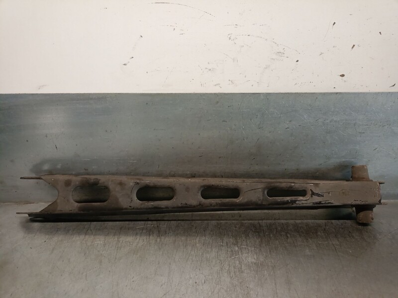 Triangolo inferiore posteriore sinistro SAAB 9-5 (YS3E) 2.2 TiD Diésel - 1