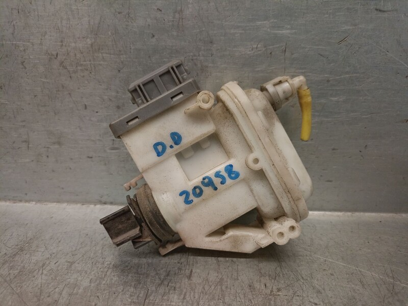Serrure avant droit VOLKSWAGEN PASSAT B3/B4 (3A2, 35I) 1.6 Essence - 1