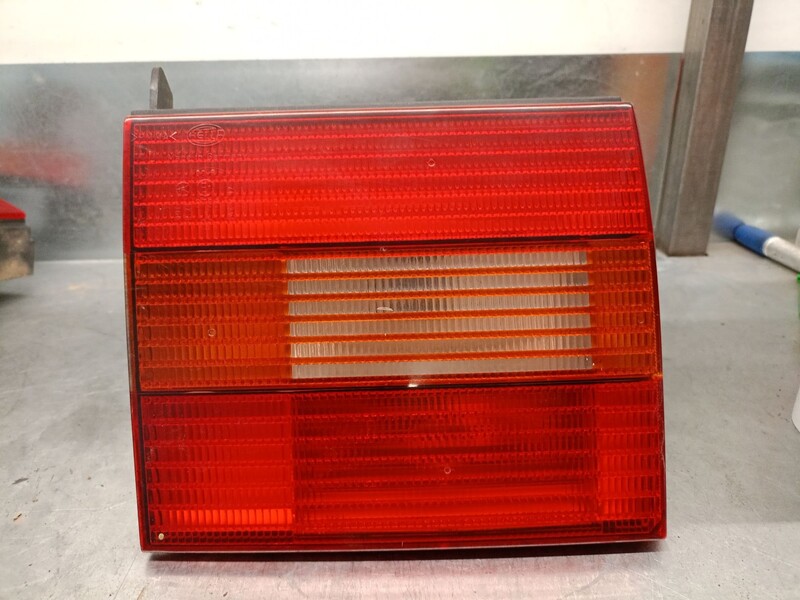 Gruppo ottico posteriore secondario sinistro (luci) VOLKSWAGEN PASSAT B3/B4 (3A2, 35I) 1.6 Gasolina - 1
