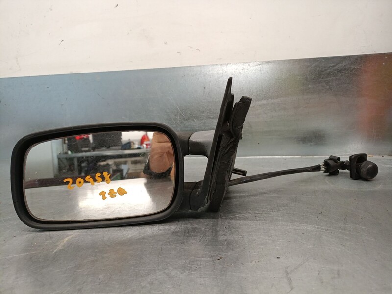 Specchietto retrovisore sinistro VOLKSWAGEN PASSAT B3/B4 (3A2, 35I) 1.6 Gasolina - 1