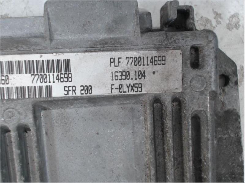 Calculateur RENAULT TWINGO Essence - 1