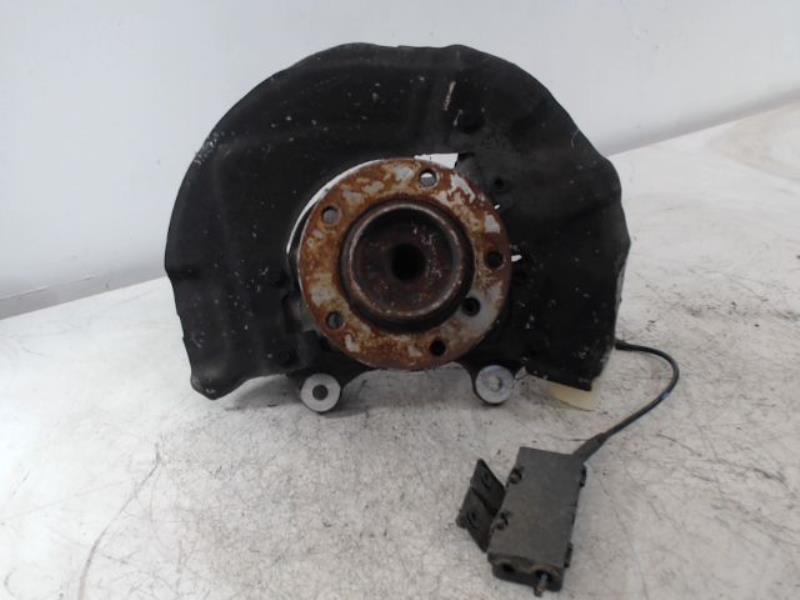 Moyeu avant droit BMW SERIE 5 Diesel - 1