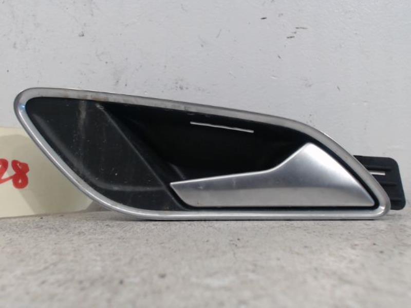 Poignee interieur avant droit AUDI Q3 Diesel - 1