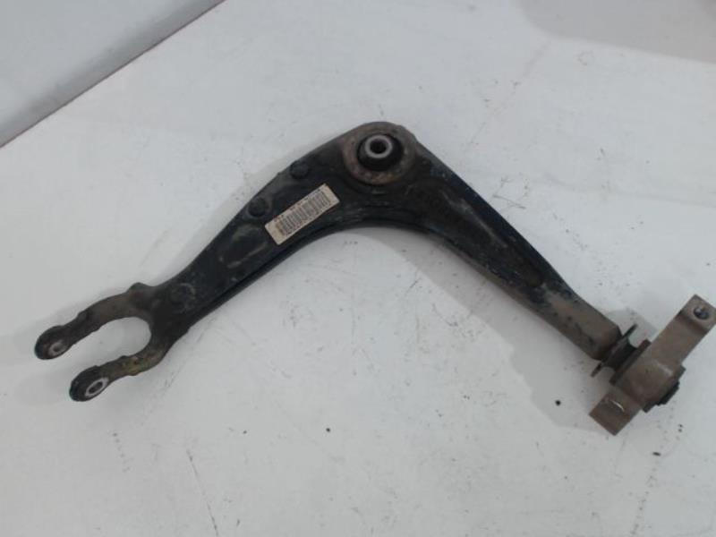 Triangle avant gauche PEUGEOT 407 Diesel - 1