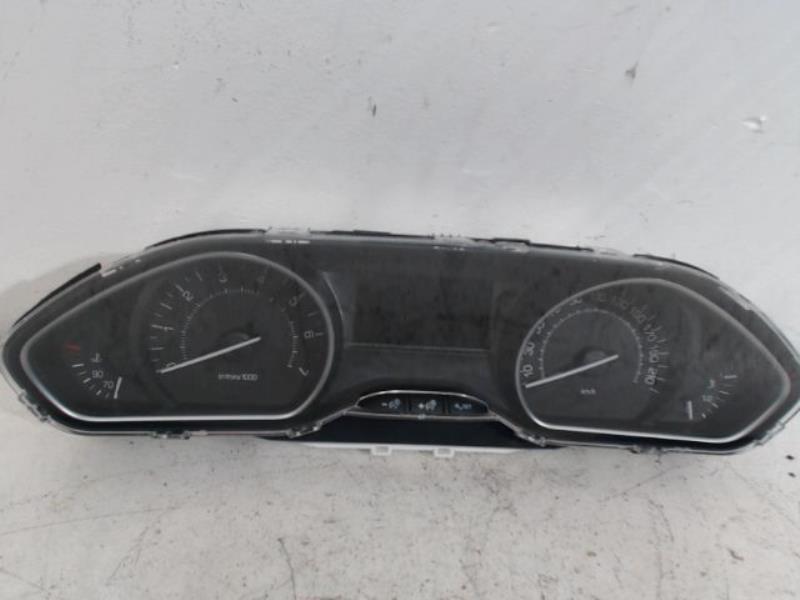 Compteur PEUGEOT 2008 Essence - 1