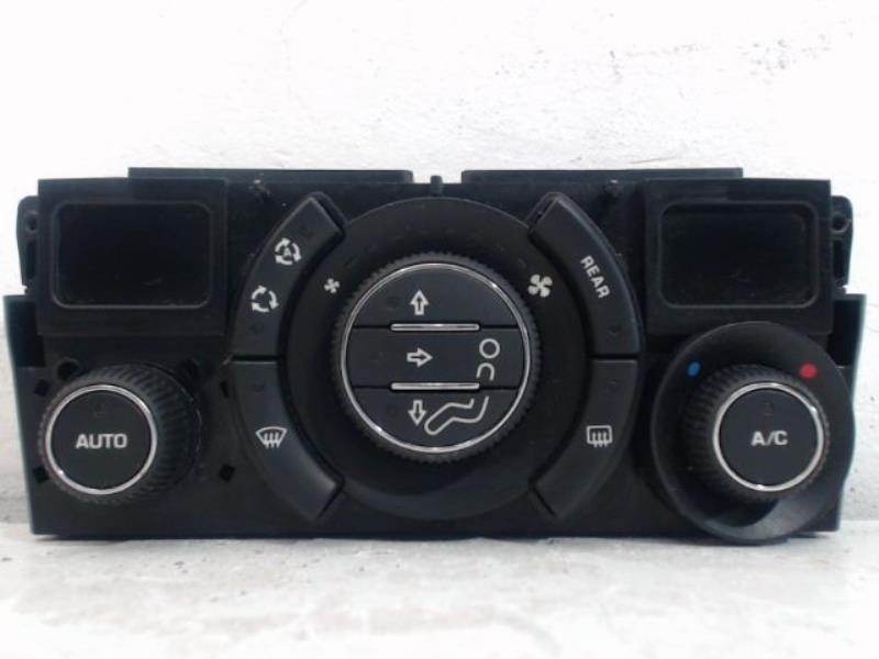 Commande chauffage PEUGEOT 5008 Diesel - 1