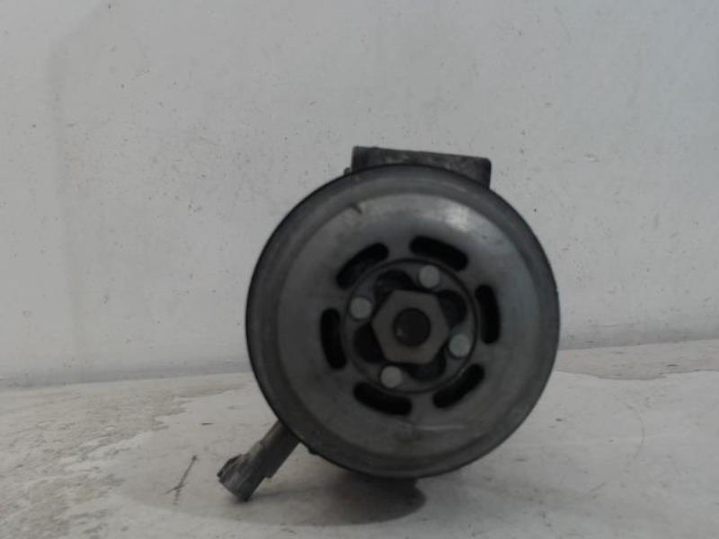 Compresseur clim TOYOTA YARIS Diesel - 1