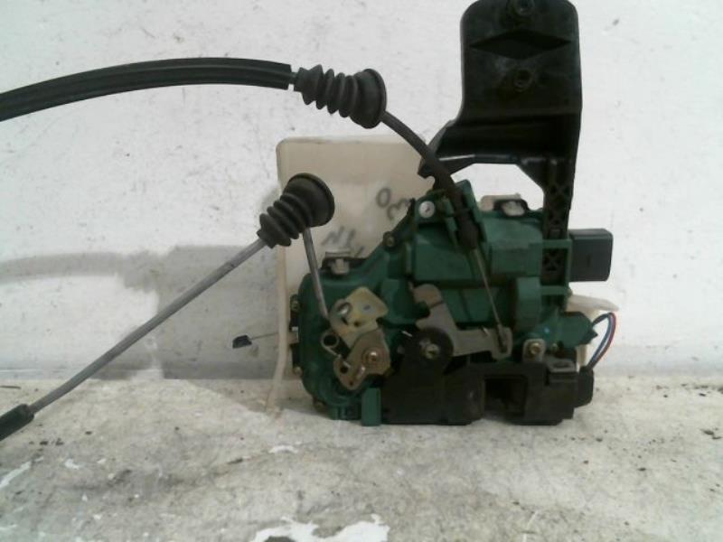 Serrure avant gauche VOLKSWAGEN GOLF Diesel - 1