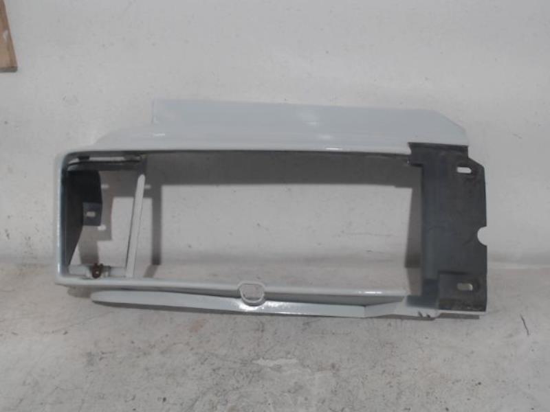 Enjoliveur de phare droit RENAULT MASTER Diesel - 1