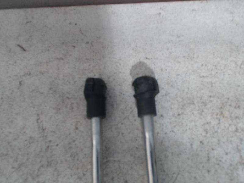 Verin de coffre TOYOTA VERSO Diesel - 1