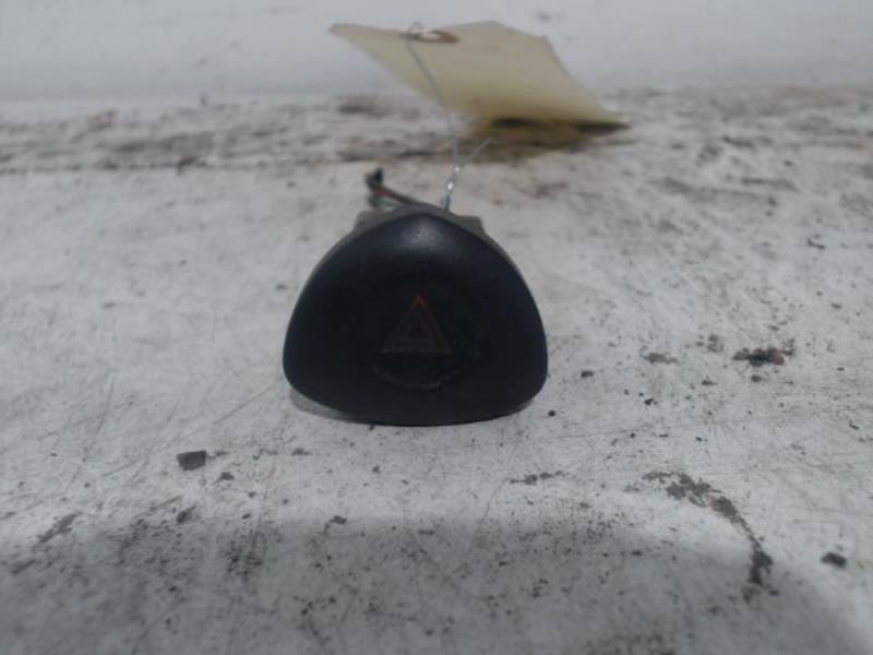 Bouton de warning RENAULT CLIO Diesel - 1