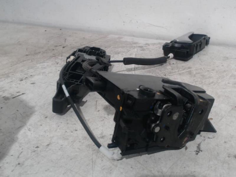 Serrure avant droit PEUGEOT 308 Diesel - 1