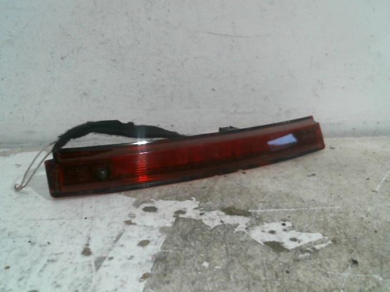 Feu arriere stop central RENAULT PHANTOM Essence - 1