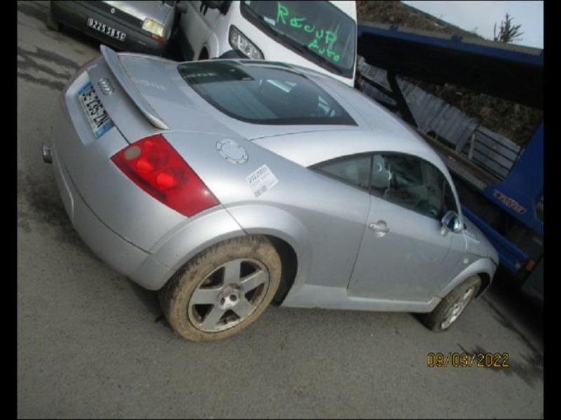 Rampe injection AUDI TT Essence - 1