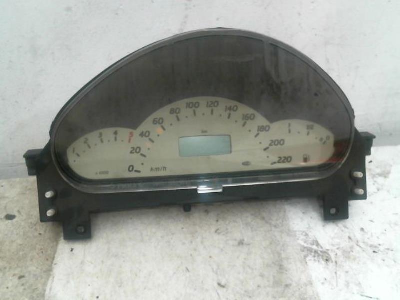 Compteur MERCEDES CLASSE A Diesel - 1