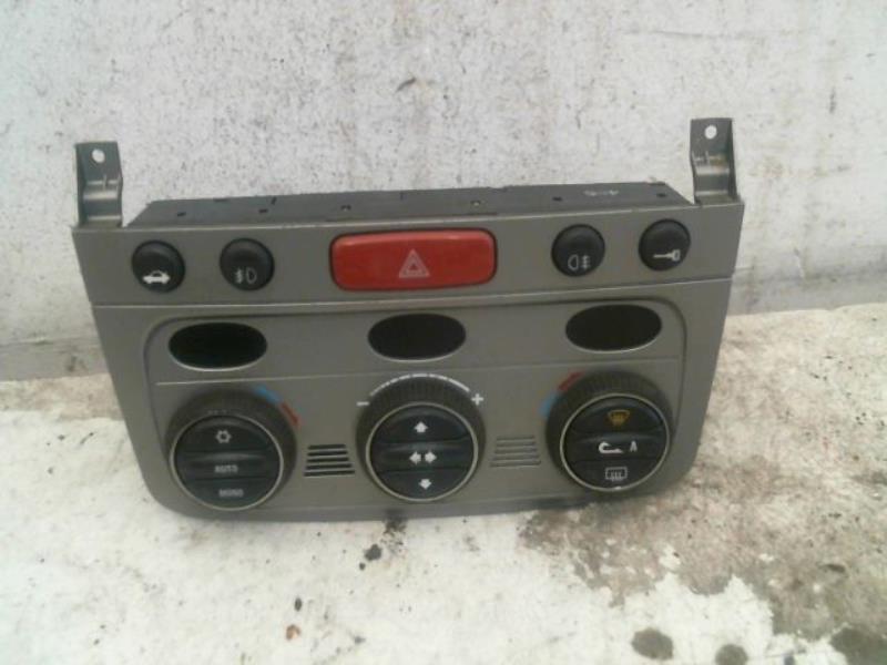Commande chauffage ALFA ROMEO GT Diesel - 1
