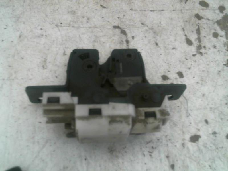 Serrure de hayon RENAULT MEGANE Diesel - 1