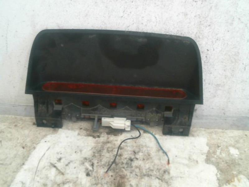 Feu arriere stop central CHEVROLET LACETTI Essence - 1