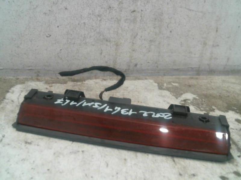 Feu arriere stop central ALFA ROMEO 147 Essence - 1