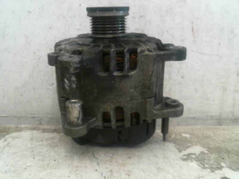 Alternateur VOLKSWAGEN GOLF Essence - 1