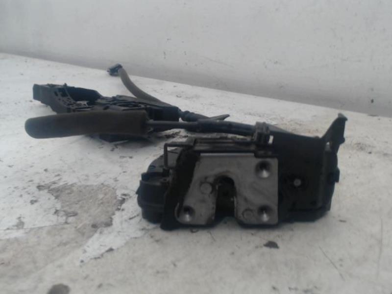 Serrure avant droit RENAULT PHANTOM Essence - 1
