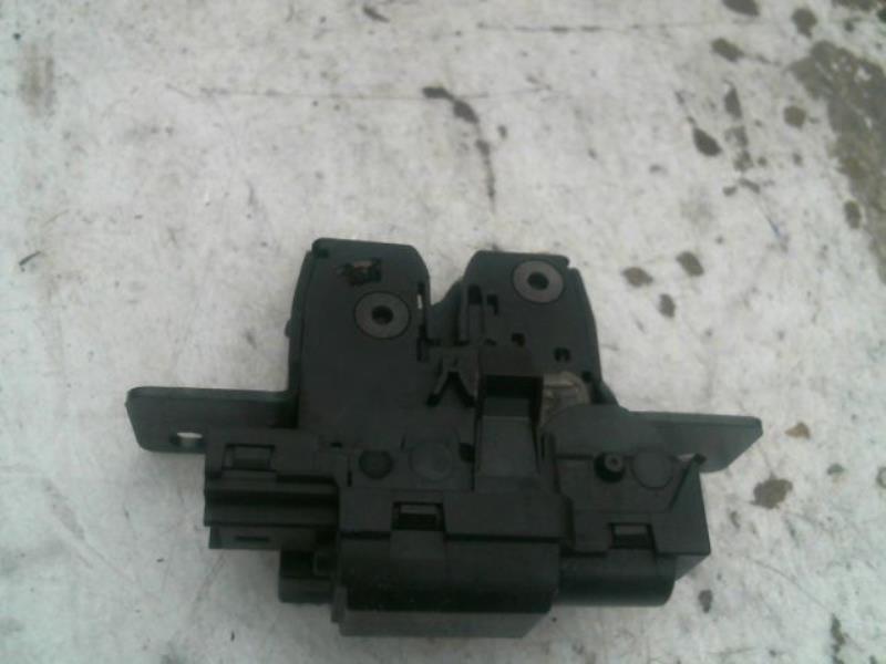 Serrure de hayon RENAULT CLIO Diesel - 1