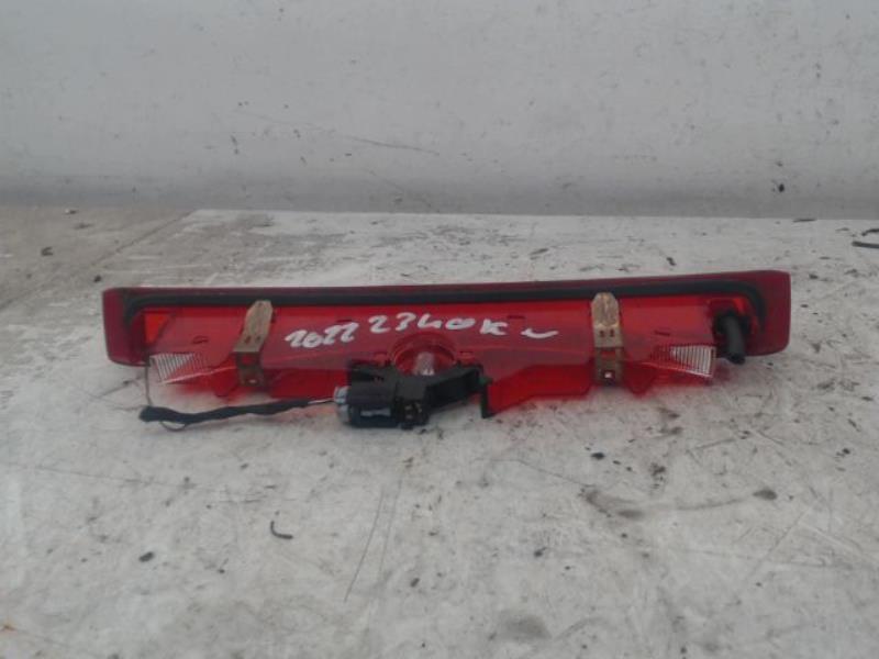 Feu arriere stop central RENAULT CLIO Diesel - 1