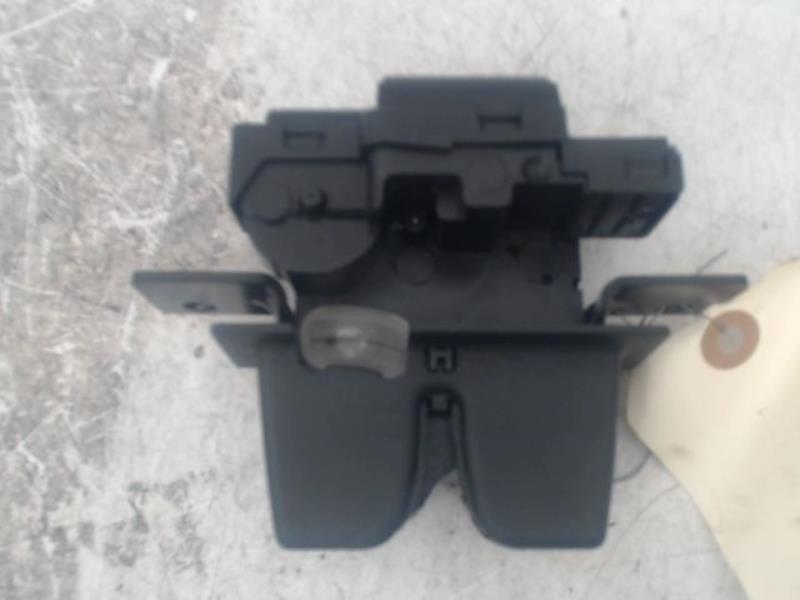 Serrure de hayon RENAULT MEGANE Diesel - 1