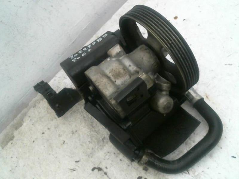 Pompe de direction PEUGEOT 206 Essence - 1