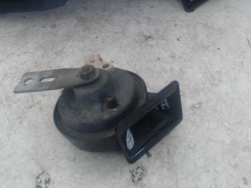 Avertisseur/Klaxon RENAULT MEGANE Essence - 1