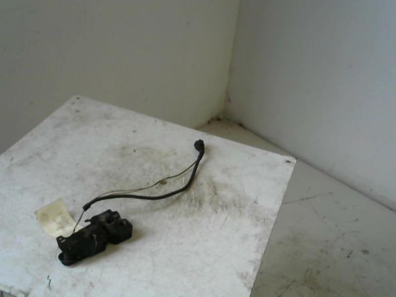 Serrure de capot VOLKSWAGEN GOLF Diesel - 1