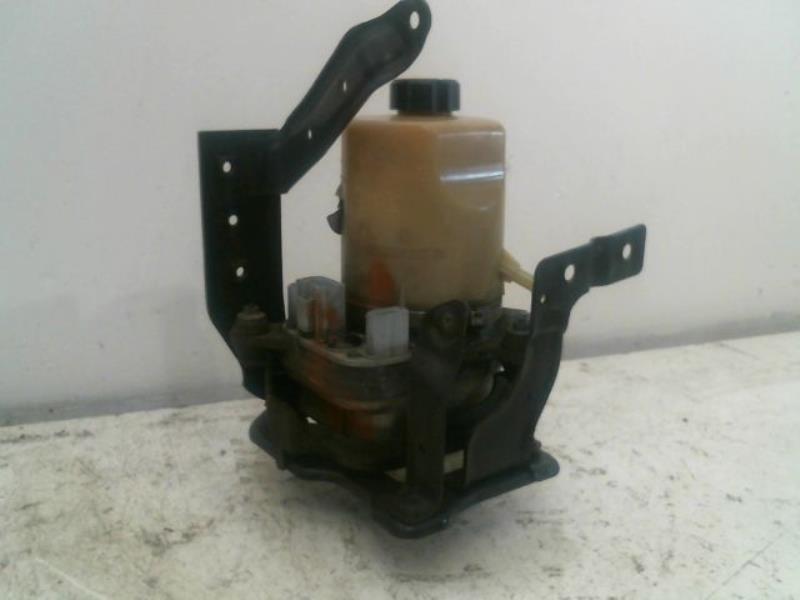 Pompe de direction FORD FOCUS Diesel - 1
