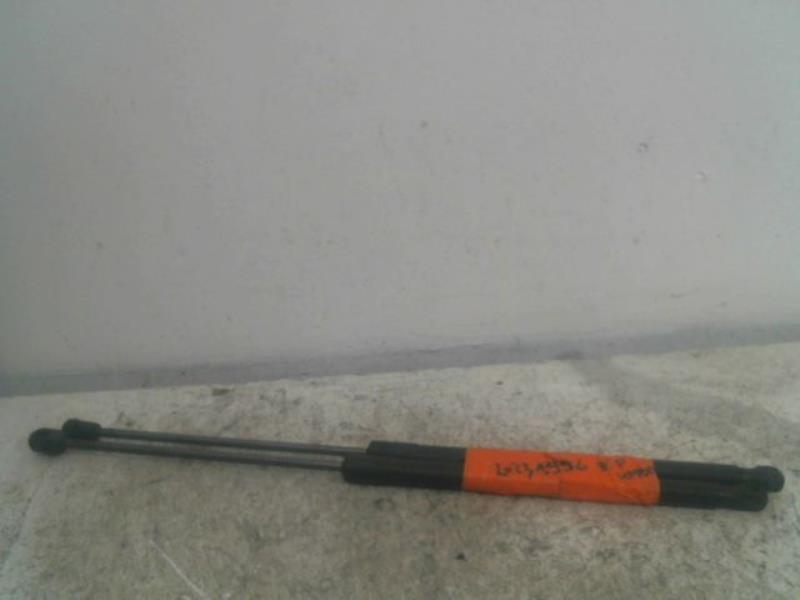 Verin de coffre FORD FIESTA Essence - 1